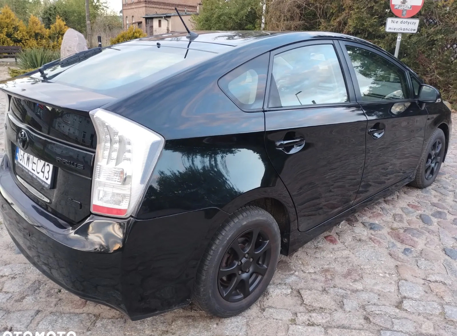 Toyota Prius cena 28500 przebieg: 355000, rok produkcji 2011 z Częstochowa małe 121